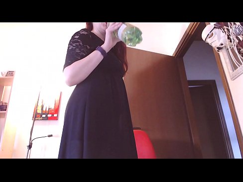 ❤️ A na-amanye ohu na-edo onwe ya n'okpuru nke hụrụ panties ruru unyi na nke na-atọ ụtọ ịme onwe ya mgbe ọ lechara vidiyo a! ❌ na porn% ig.pornjk.ru% ☑